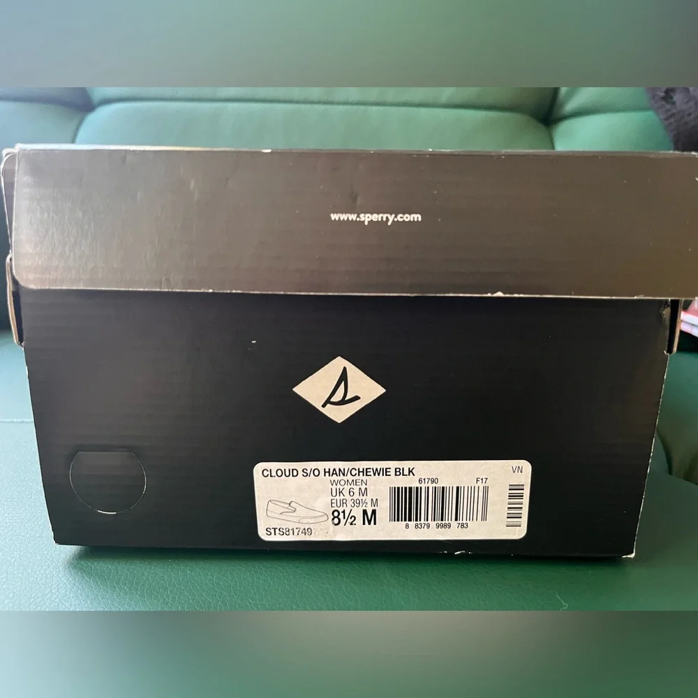 BRAND NEW SPERRY Women’s 8.5
Star Wars Cloud Slip-on Han and Chewie Sneakers - Picture 3 of 6